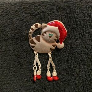 Cute kitty brooch for Christmas